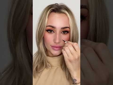 How to fake Freckles? FRECK OG is your new bff 💕 #fakefreckles #freck #freckbeauty #freckles