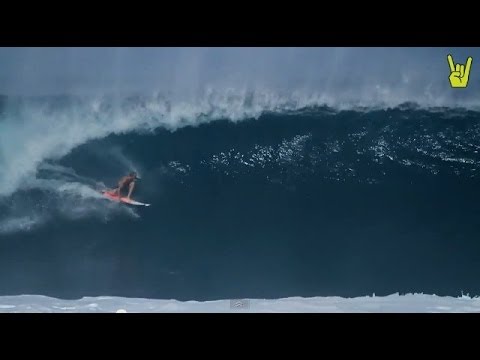 Black Friday at Pipe surf pipeline