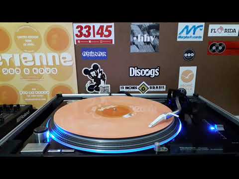 Etienne Feat. Kenny Cognac - Out Of Reach (Album Version) R&B / Hip Hop *** Limited Edition ***