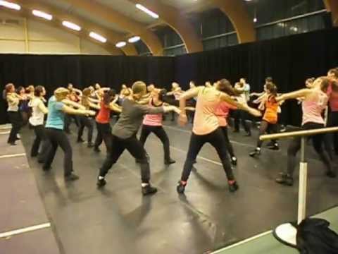 Nova college dans 1e jaars - Adama ve shamayim