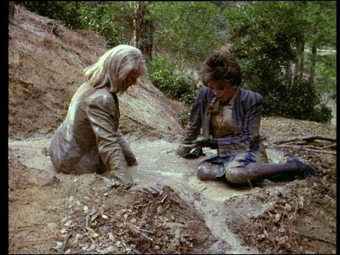 Der Denver-Clan: Alexis und Krystle im Schlamm (S06E21)