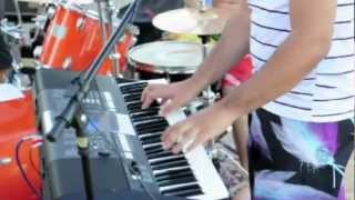 Moana - White Daisy(Orange Grove)