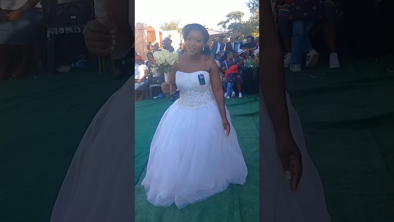 Re nyaka go mmona makoti