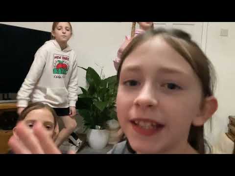 Happy birthday with friends ☺️🎂🥳🎉