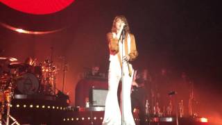 Florence + The Machine - Mother (@ Ally Pally night 4, 2015) HD