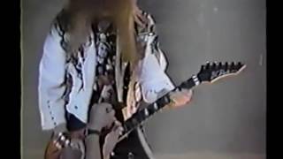Britny Fox - In Motion (Live)