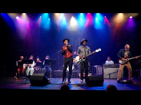 Adrian Younge video