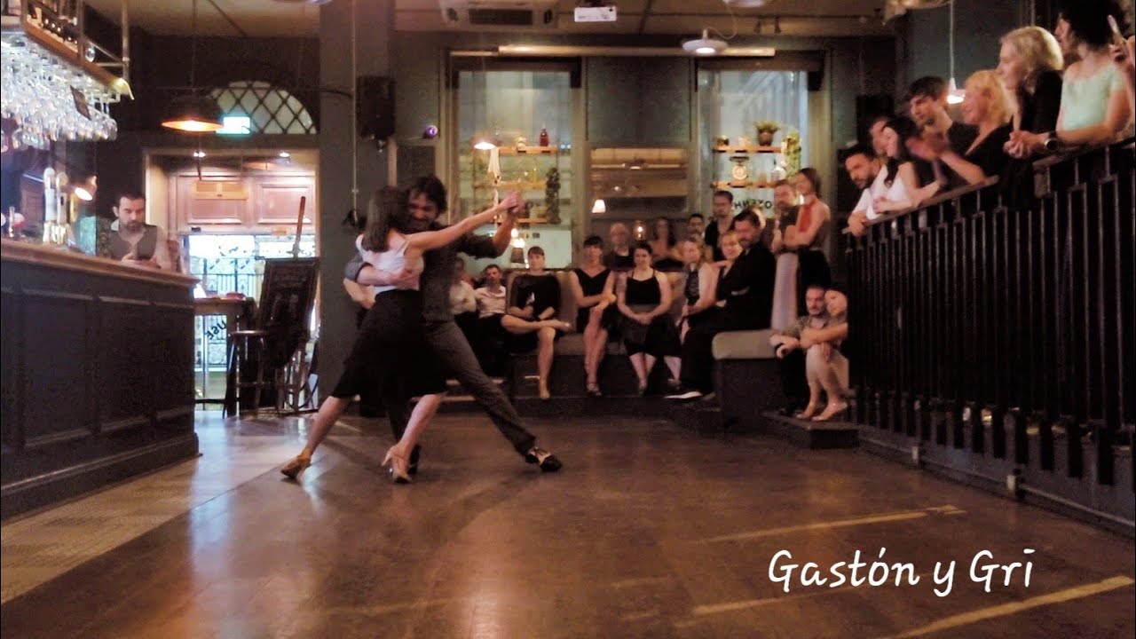 Gaston Torelli y Gri Montanaro ♡ "Mensaje" La Santa Calavera