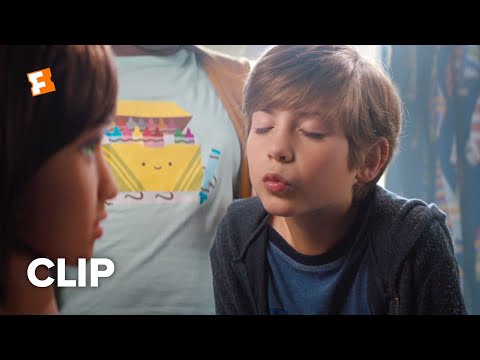 Good Boys (Clip 'Max Practices Kissing the Doll')