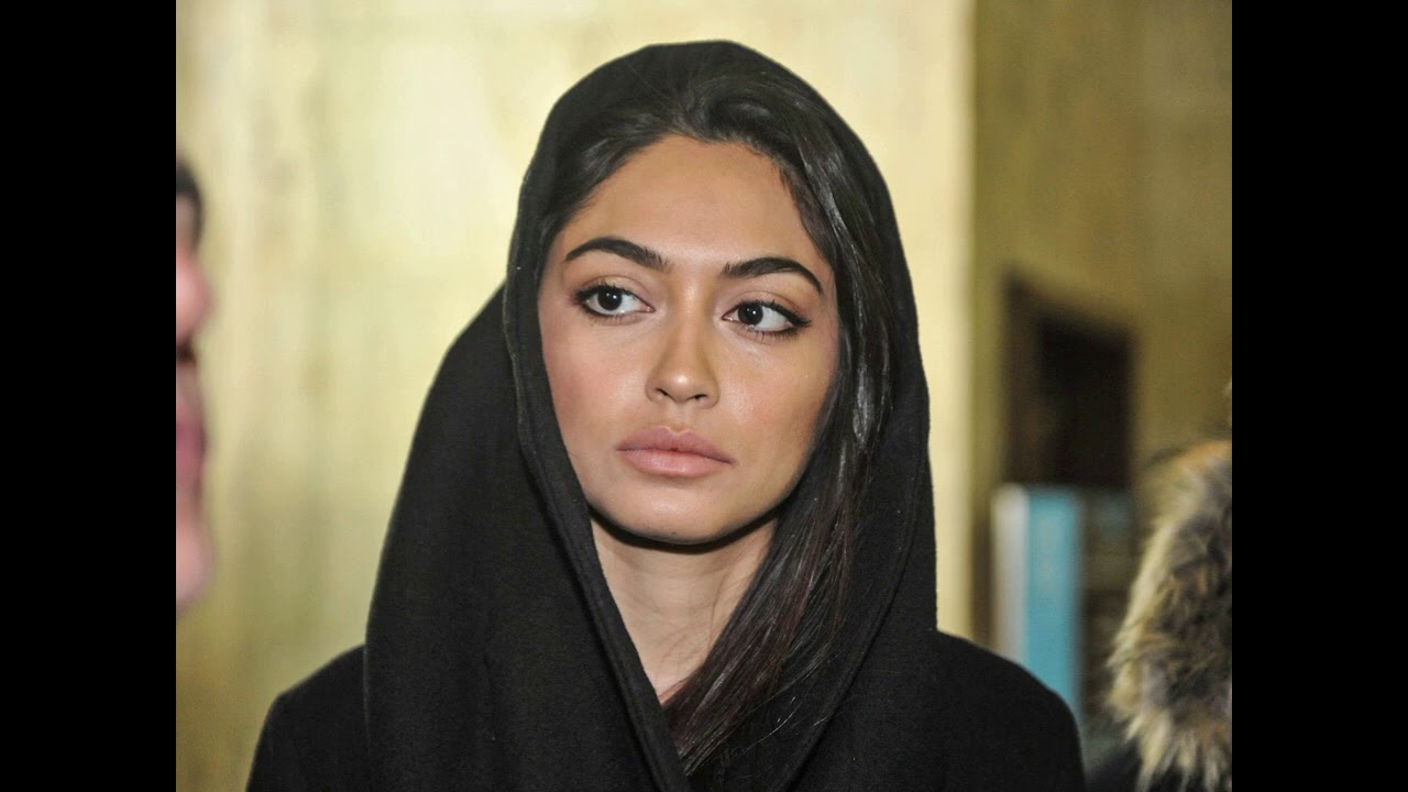 Watch Now Processo Ruby - Ambra Battilana: Le ragazze toccavano il Presidente nelle parti intime Processo Ruby - Ambra Battilana: Le ragazze toccavano il Presidente nelle parti intime