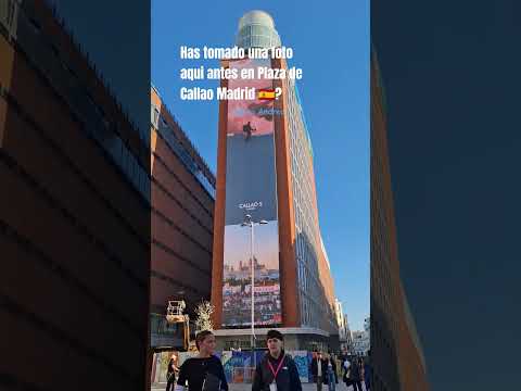 has tomado una foto aqui antes en plaQ de Callao? #madridwalk #travel #madridspain
