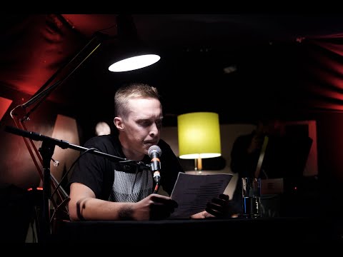 Rapper lesen Rapper - Peter Panierer liest: "Without Me"