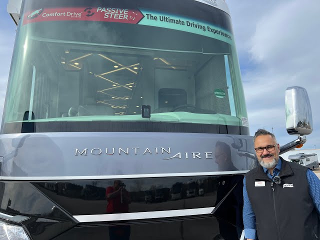 Preview image of 2023 Newmar Mountain Aire 4551 (17N221569) youtube video