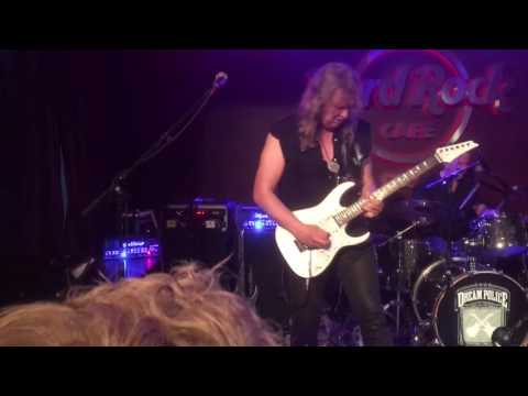 Dream Police Hard Rock Cafe Oslo - guitar solo by Mr Trond Holter - IN THE MONKEY HOUR