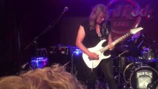 Dream Police Hard Rock Cafe Oslo - guitar solo by Mr Trond Holter - IN THE MONKEY HOUR