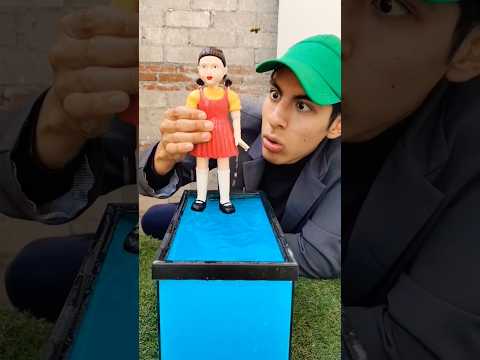 EVOLUTION SQUID GAME DOLL RED LIGHT GREEN LIGHT #Shorts