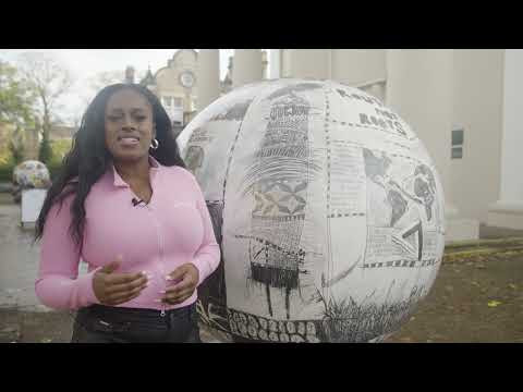 Poetic Lili - A Complex Triangle (The World Reimagined)