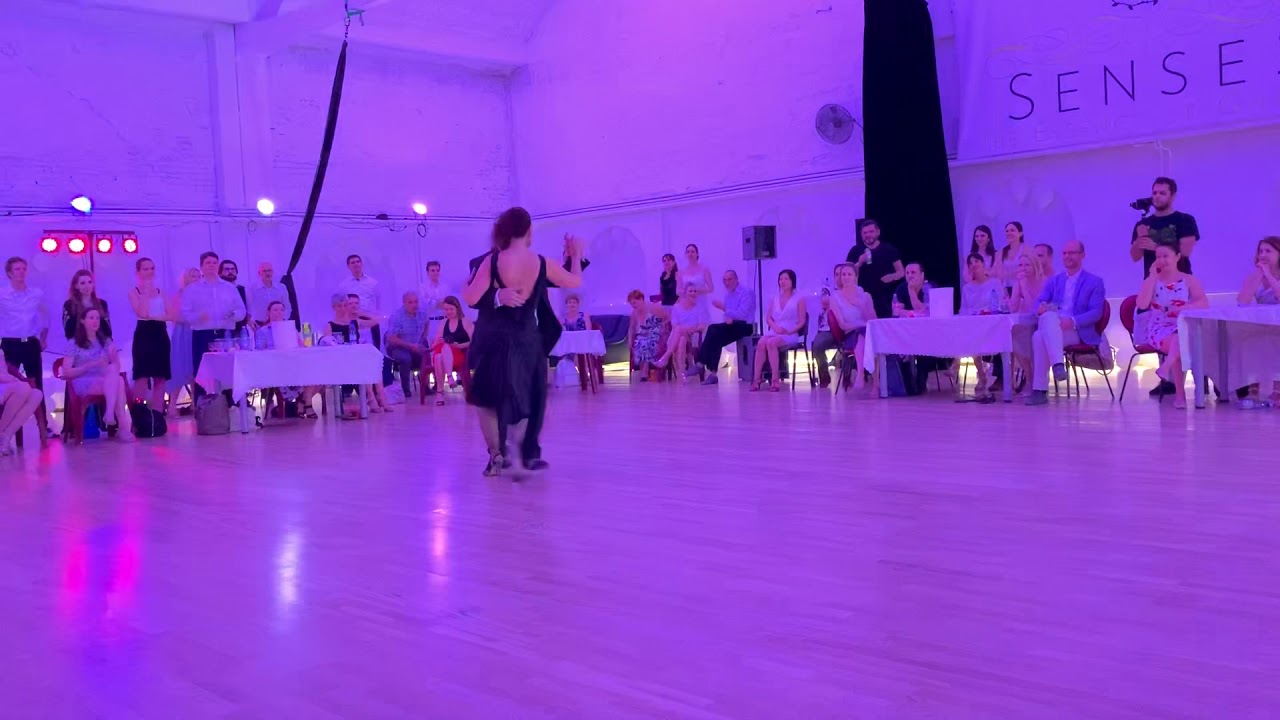 Gustavo Naveira y Giselle Anne în Budapest 2