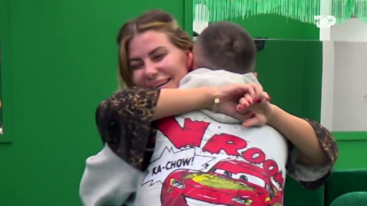 Kam rënë në dashuri/ Si G Bani i shprehu pëlqimin Valbonës