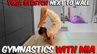 💪🧘‍♀️ I Tried the HARDEST Yoga Pose Against the Wall – Can You Do It? 😳