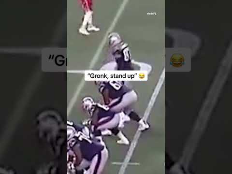 When Tom Brady talked, Gronk listened 😂 #shorts