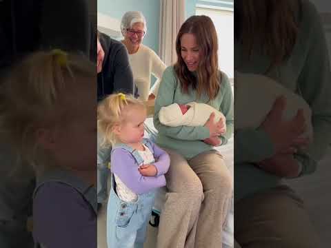 Toddler Says the Baby Is “Broken” and Says Get a New One 😐😂👶 #ToddlerLogic #FunnyKids #Newborn