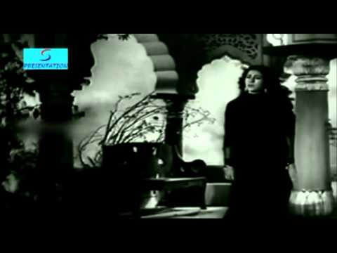 Mushkil Hai Bahut Mushkil Chaahat Ka Bhula Dena - Lata Mangeshkar - MAHAL - Ashok Kumar, Madhubala