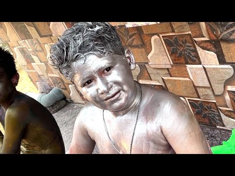 silver bangaya holi pe 😆