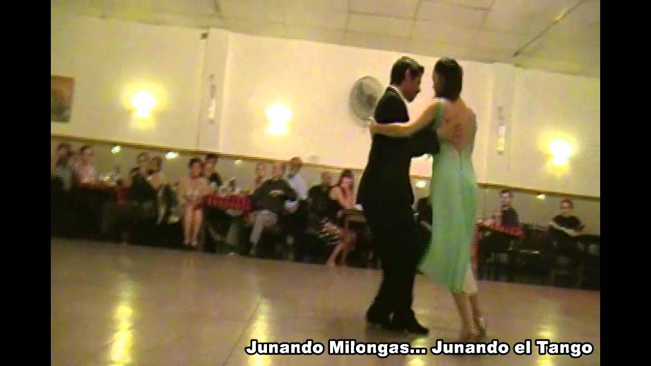 ALEJANDRO BERON Y VERONICA VAZQUEZ EN LA BALDOSA "Humillacion"
