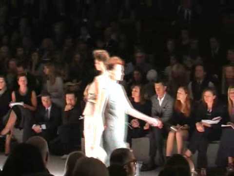 Milan Fashion Week: Max Mara (S/S 2009)