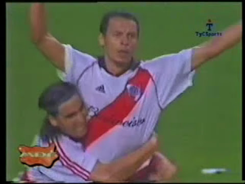 La Vaselina Rojas con Relatos de Lito y Fantino - Superclásico Clausura 2002 - Boca 0 vs River 3