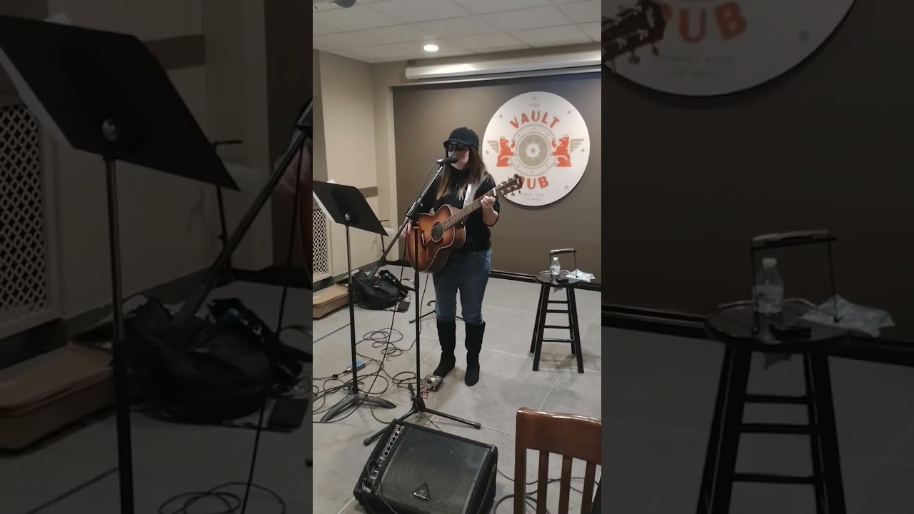 Promotional video thumbnail 2 for Chris Stone Acoustic