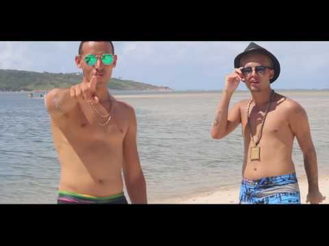MC Cleyton & Lico CAI NO COLO DO PAI CLIP OFICIAL 2016