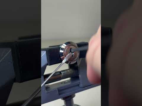 Cabinet Lock ! Picking lock !