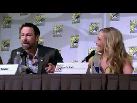 Jessie Rath & Cast of Defiance on Tarr Family Values & Bath Scenes - San Degio Comic Con