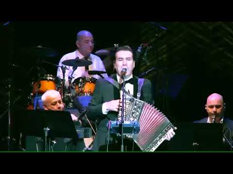 Rahim Shahryari - Mahur Tasnifleri - Live In Concert ( رحیم شهریاری - ماهور تصنیف لری )