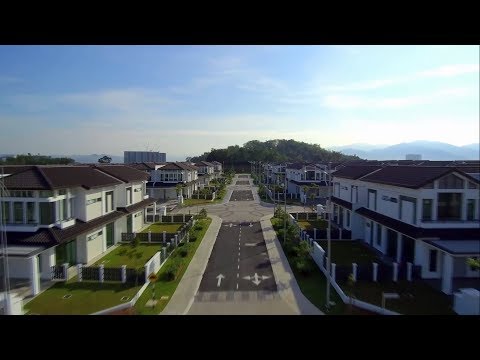 Tenderfields, EcoMajestic video