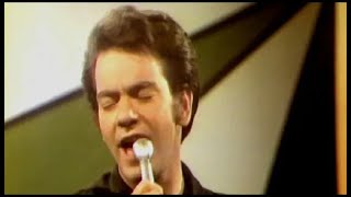 Neil Diamond -  Thank The Lord For The Night Time &amp; Girl You&#39;ll Be a Woman Soon (Live 1967)