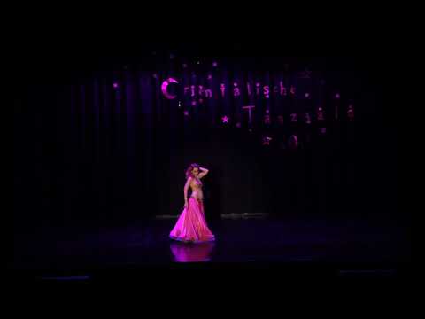 Anja Madlener performing to Baladi Nostalgia of Ilahun ballet Orquesta