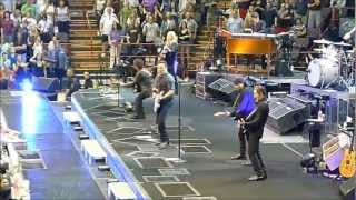 Bruce Springsteen and the E Street Band-Intro/Badlands