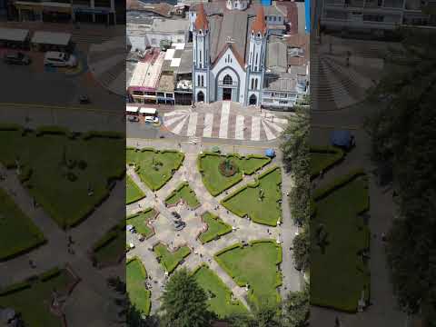 🏞️⛪ Descubriendo Santa Rosa de Cabal y su hermoso parque principal... pero el dron casi no regresa 😱
