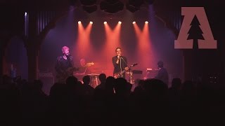 The Dig - Self Made Man - Shows From Schubas