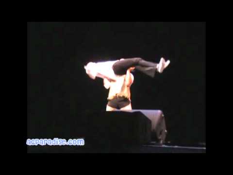 Fanime 2011 - #S27 Hazel and Gat