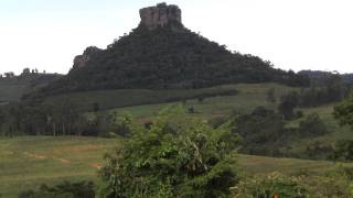 preview picture of video 'Analândia: Morros do Camelo e Cuscuzeiro'