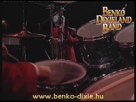 Black And Blue - BENKO DIXIELAND BAND
