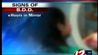 Body dysmorphic disorder causes people to think they're ugly