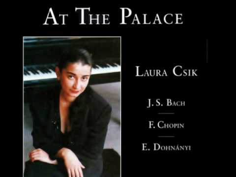 Laura Csík -  At The Palace 7/1
