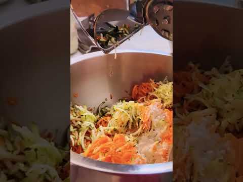 SALADMASTER'S  CARROT-ZUCCHI CAKE 🎂 BY CHEF  ERIC & EFREN