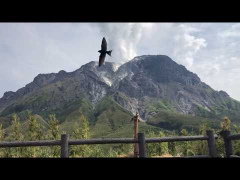 三島村・鬼界カルデラジオパークの絶景／硫黄島「硫黄岳」Superb view of Mishima Village Kikai Caldera Geopark／iwojima「Iwodake 」