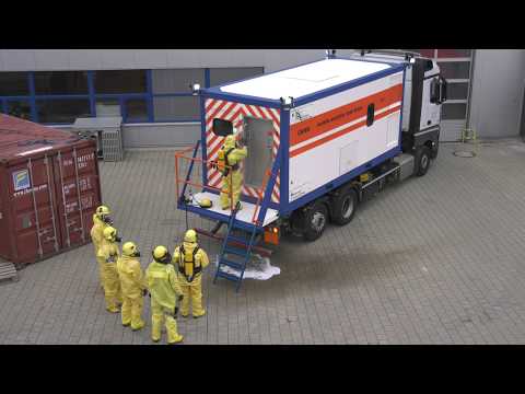 Zeppelin Mobile Systeme Mobile Analytic Task Force  Mobile Container Isolationseinheit mit Schleuse